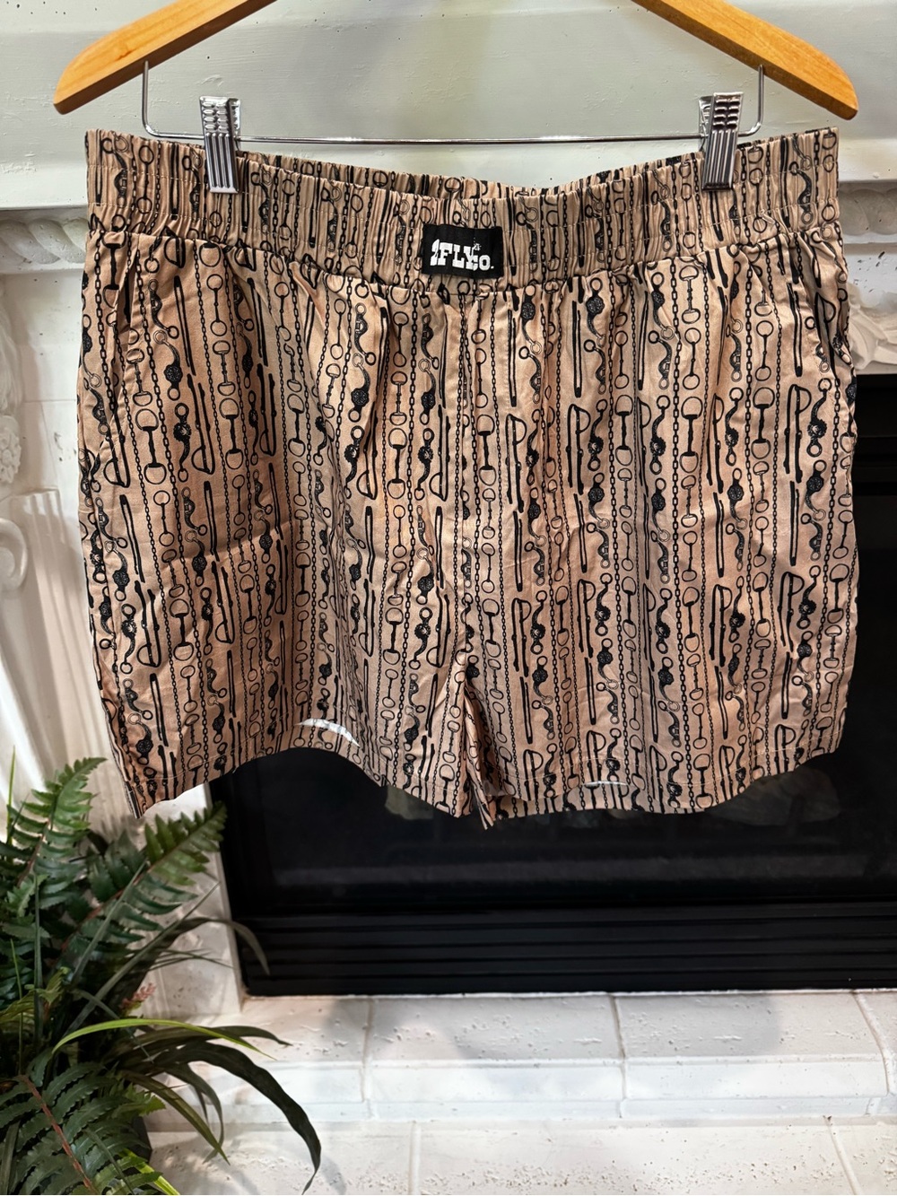 🆕 2 Fly Co. Beige High-Waist Chain-Print Women's Shorts